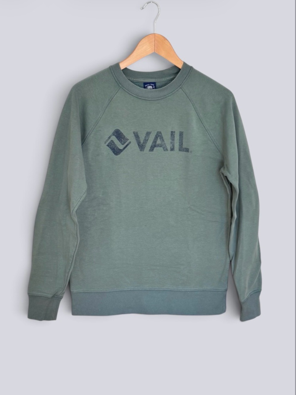 Outta Town Vail Green Crewneck Sweatshirt Men’s Small